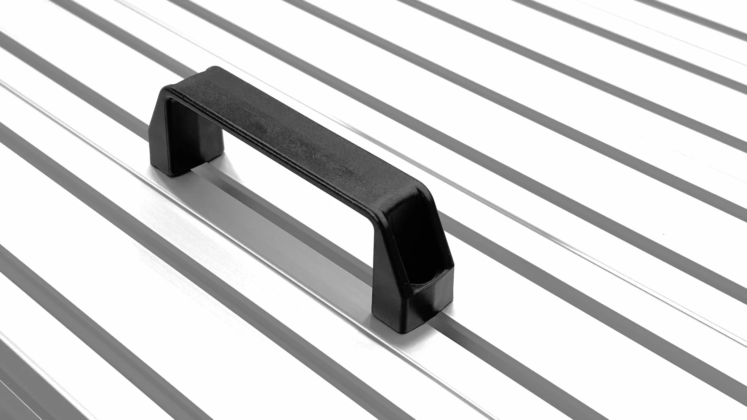 4 Maniglia in Plastica Rinforzata PA, Made in Italy – Set 4 Maniglie Industriali Ergonomiche per Mobili, Sportelli e Pannelli – Resistente agli Urti, Umidità e Raggi UV (4, Nero Opaco, 21x145)