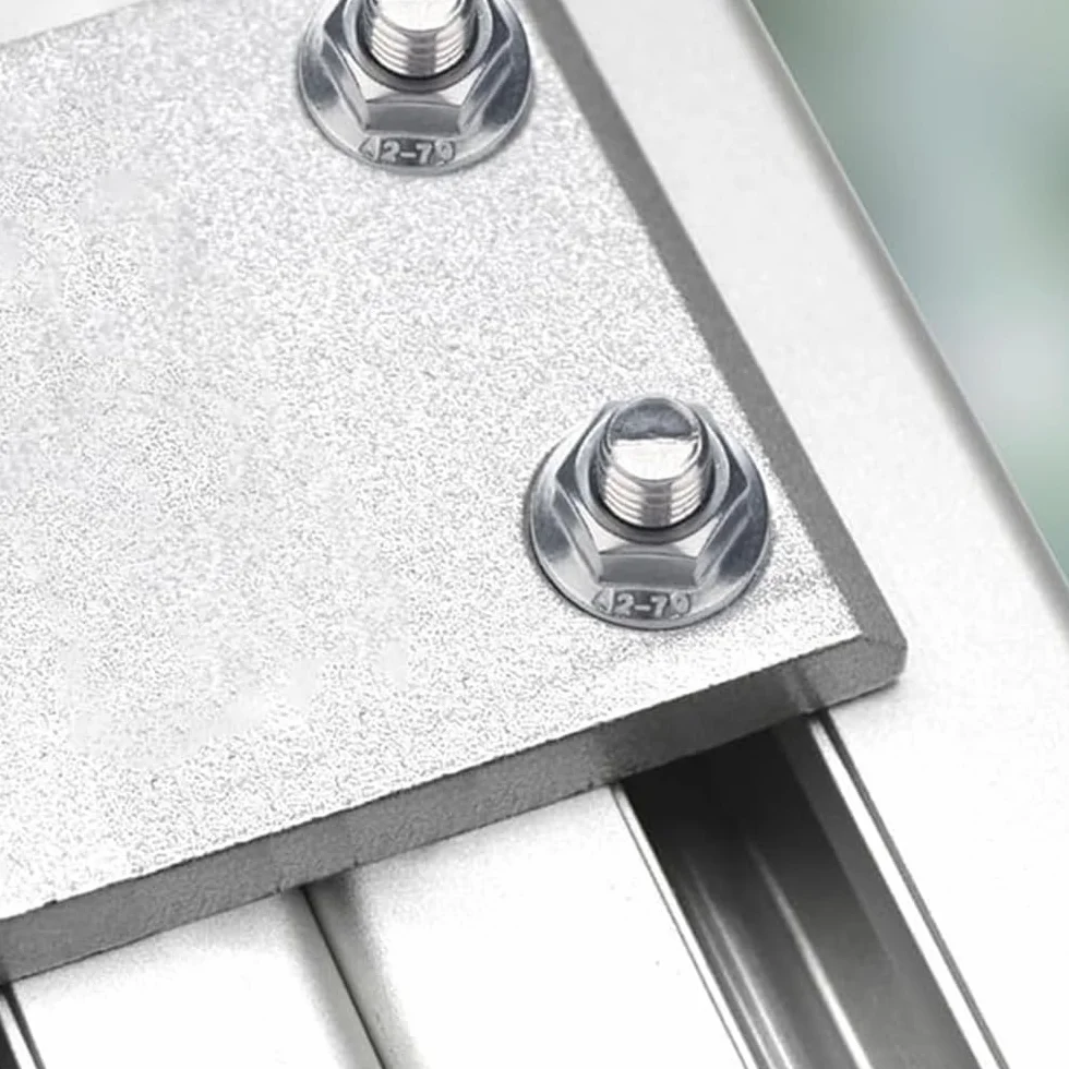 Set di bulloni a T M8 x 60 mm in acciaio inox per profilo alluminio impianto fotovoltaico