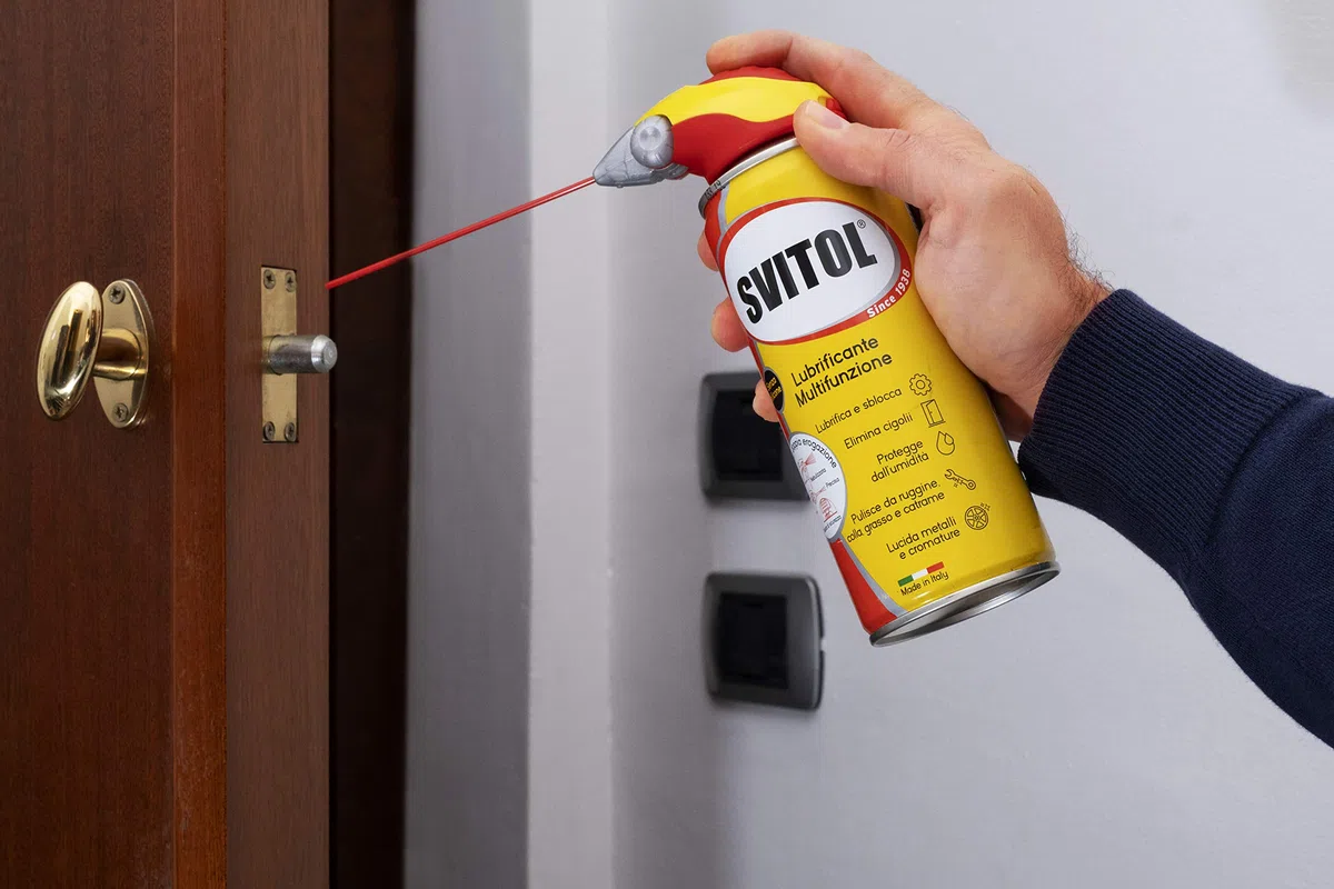 SVITOL Multifunzione Lubrificante Spray Erogatore con Cannuccia, 400 ml
