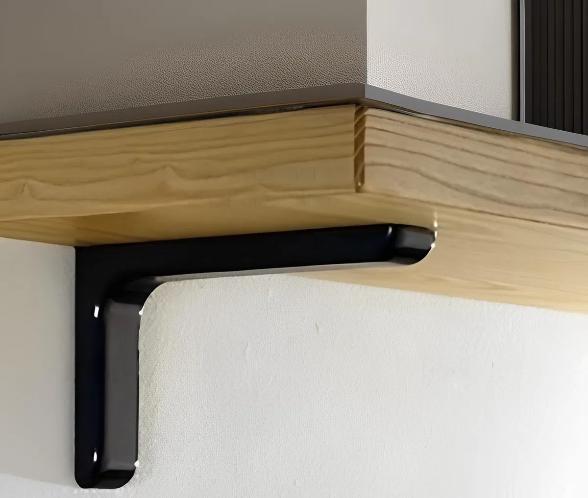 Coppia Staffe Reggimensola in Metallo Rivestito - Staffe Angolari Mensole a Parete - Supporto a L Mensole - Compresa di Viti Fissaggio e Copertura in PVC Colorato (18 cm, Avorio)